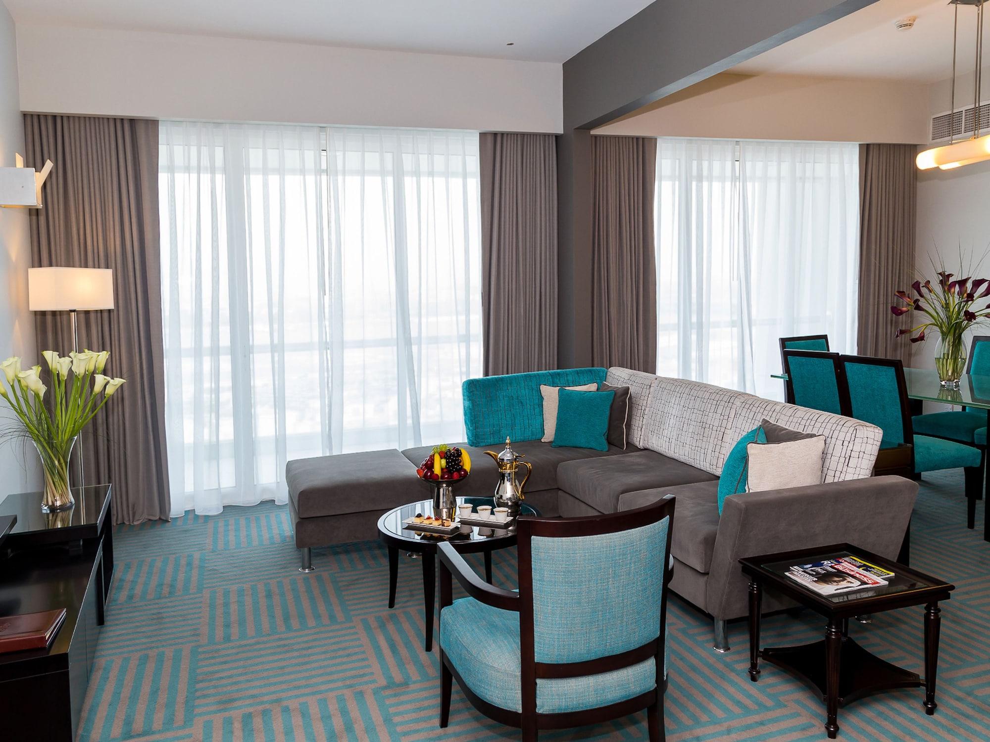 Flora Creek Deluxe Apartments, होटल के अलावा Dubai