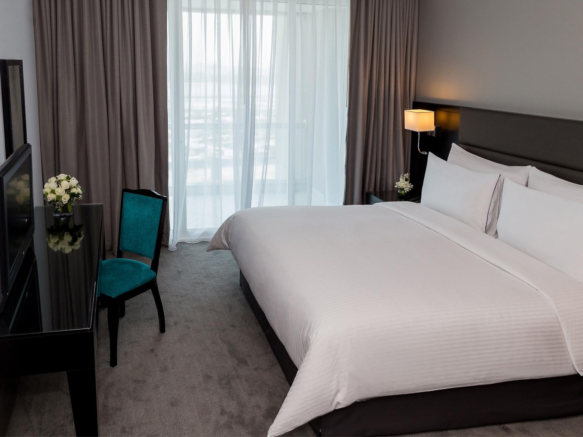 होटल के अलावा Flora Creek Deluxe Apartments,