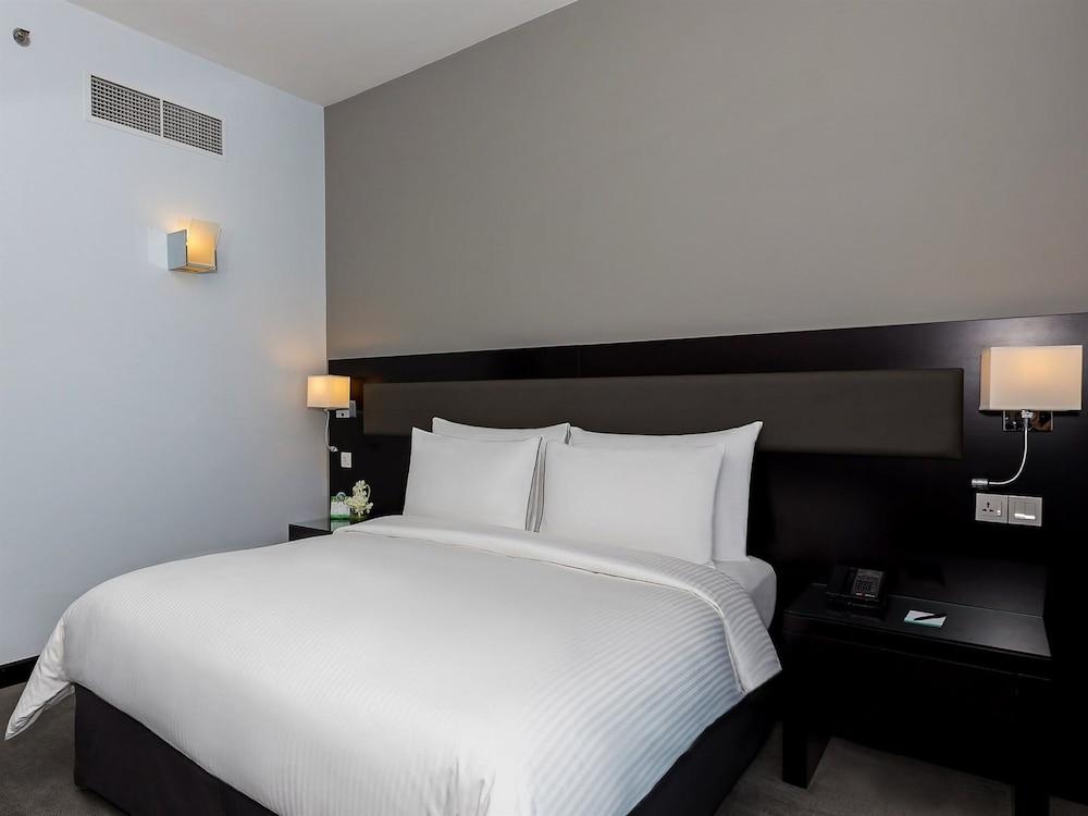 Flora Creek Deluxe Apartments, Apart-hotel 4*