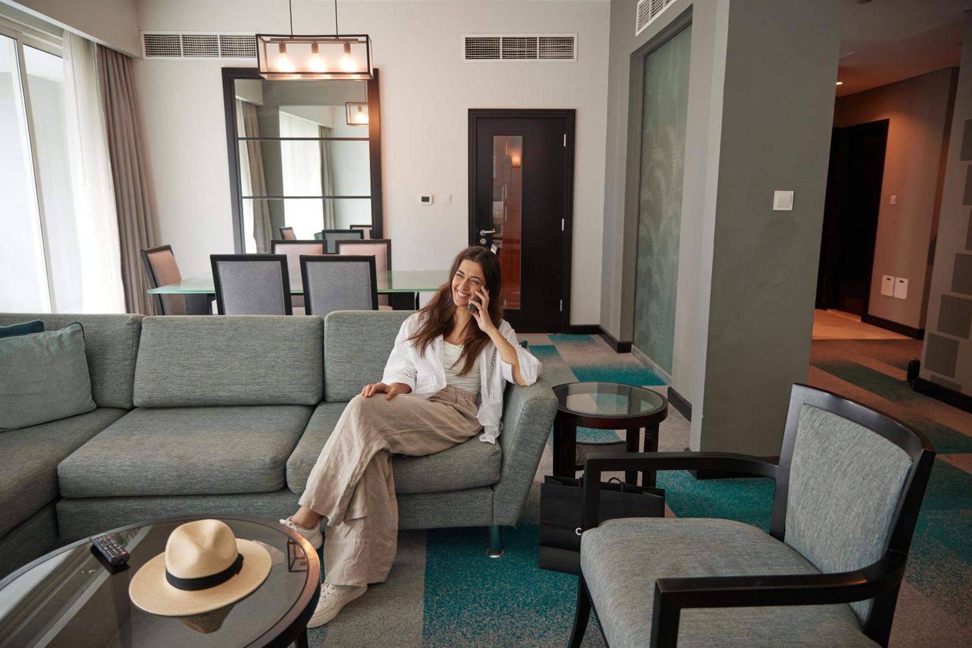 Apart-hotel Flora Creek Deluxe Apartments, Dubai